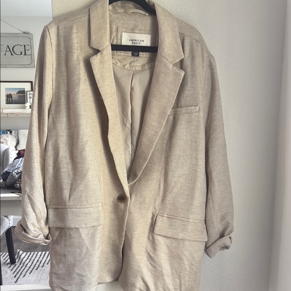 American Eagle Outfitters Women's Tan Blazer